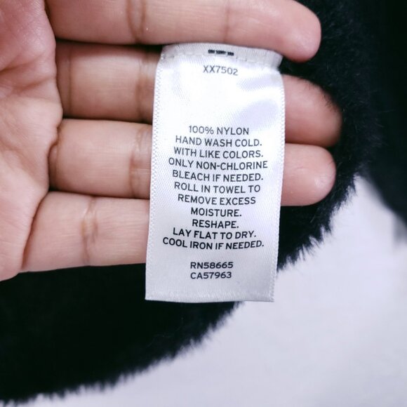 Halogen Women Black Mohair Fuzzy Cropped Soft Sweater Plus Size 100% Nylon - Picture 6 of 15